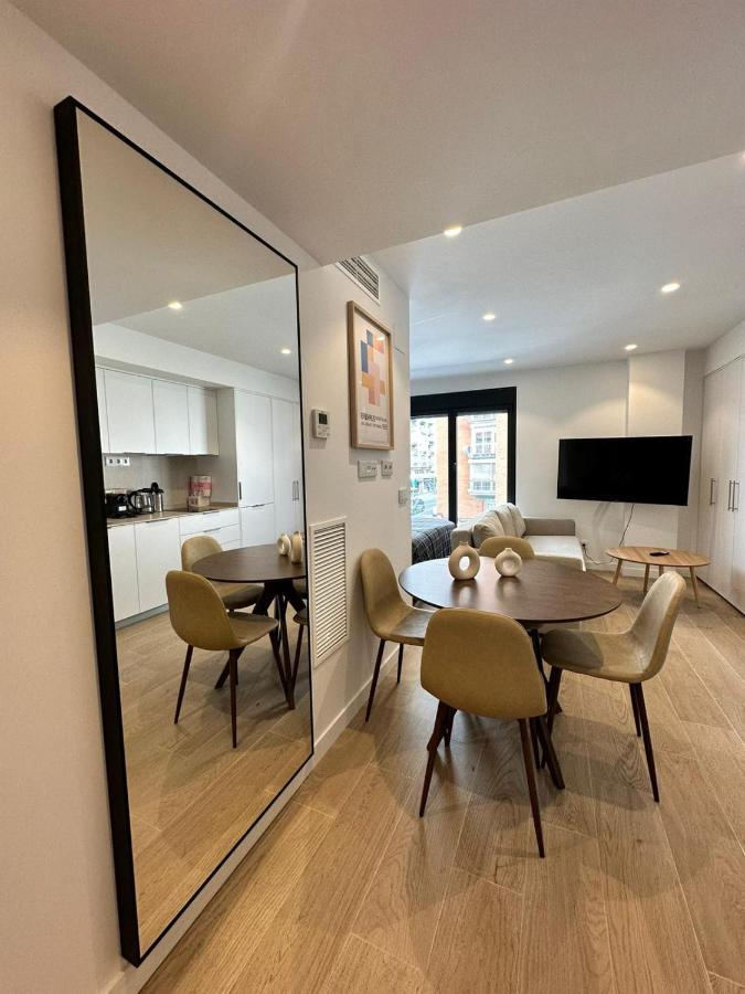 Castilla Luxury 2B Apartment Madri Exterior foto